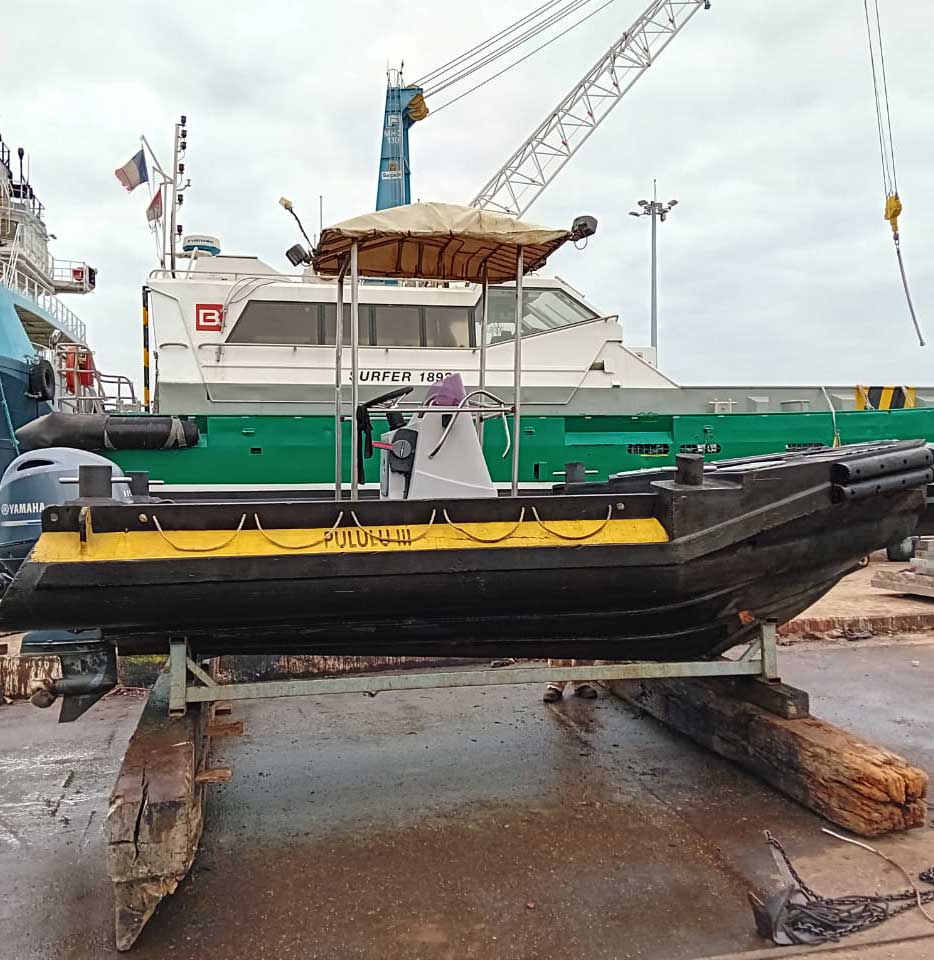 Limpeza-de-embarcações-vhelman23-Angola